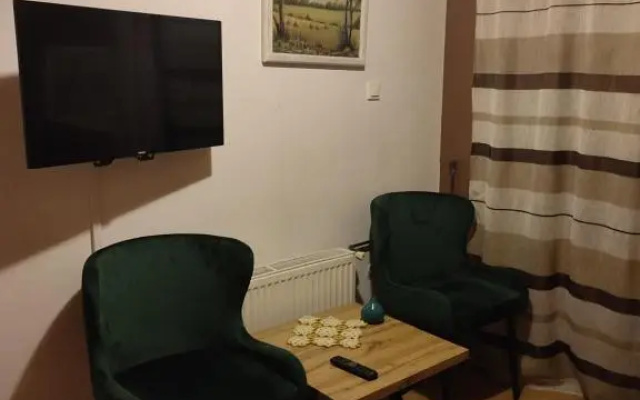 Pokoje Dębowa