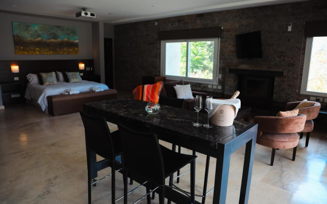 El Carmelo Mountain Lodge