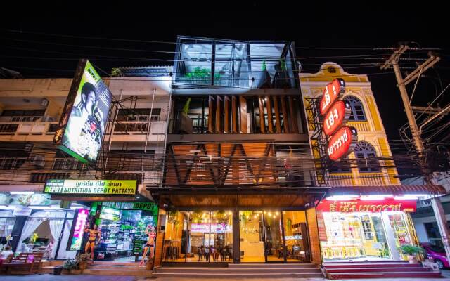 Kaen Hostel Паттайя вид на фасад