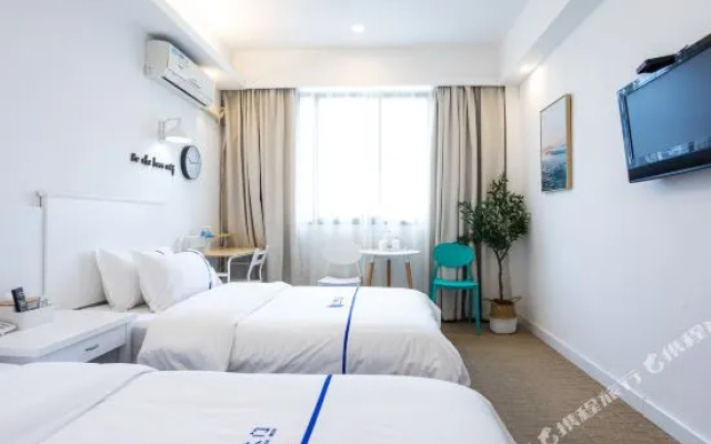 Huaji Hotel (Yong'an South Railway Station)