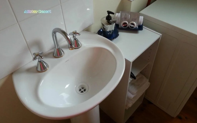 Allstay Resort