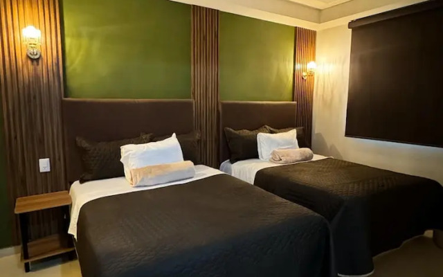 Royal Madero Inn Express