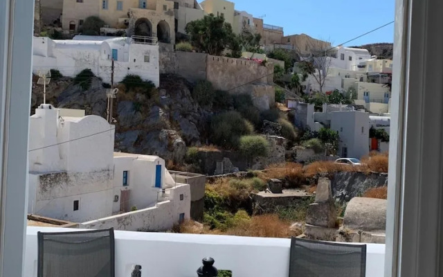 Timedrops Santorini Kallisti Villa Terrace Suite