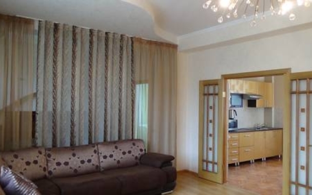 Гостиница Lyzhnik Apartments в Красной Поляне отзывы, цены и фото номеров - забронировать гостиницу Lyzhnik Apartments онлайн Красная Поляна комната для гостей