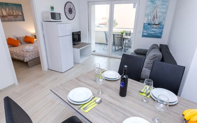 Apartments Adria