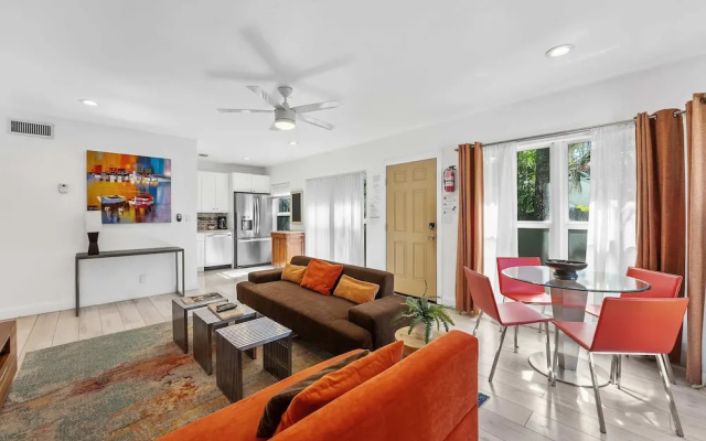 320-1 Las Olas Boulevard