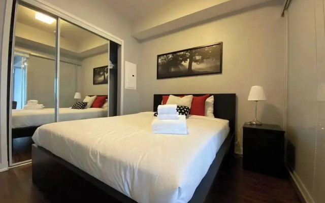 York Street Suites Toronto