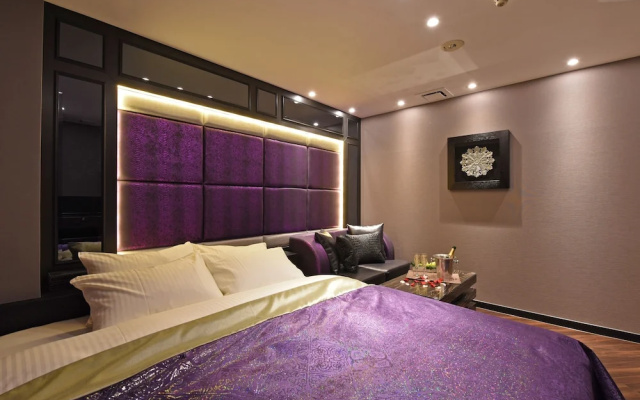 Hotel Savoy