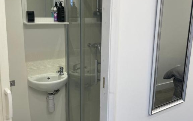 Beautiful 1-bed Studio in Uxbridge, London