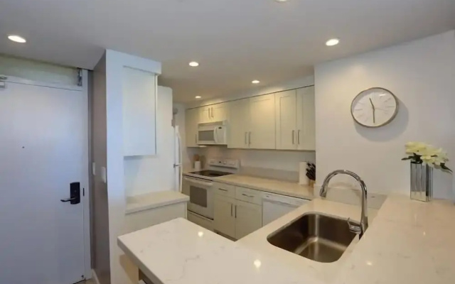 Royal Mauian, #116^ 2 Bedroom Condo