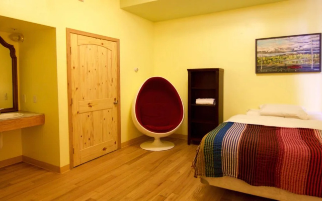 Qupqugiaq Inn
