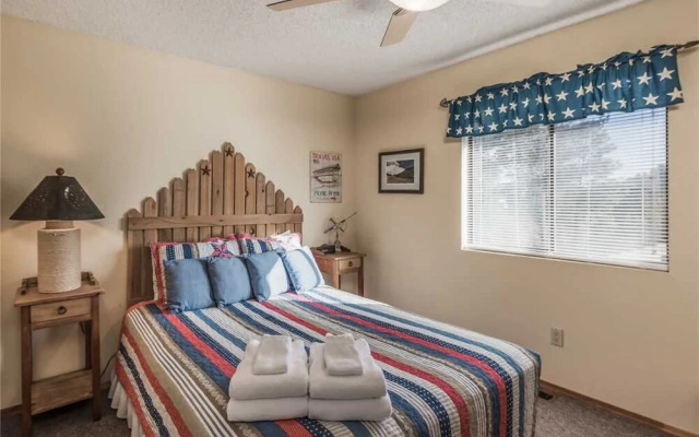 Breakaway Cabin - Three Bedroom Cabin