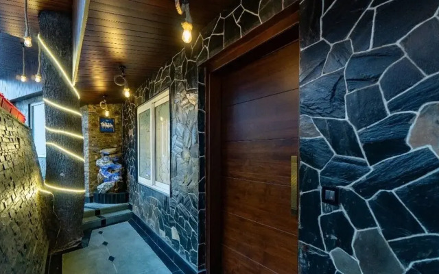 Wisteria Chalet
