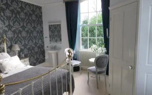 Hollybank Bed and Breakfast
