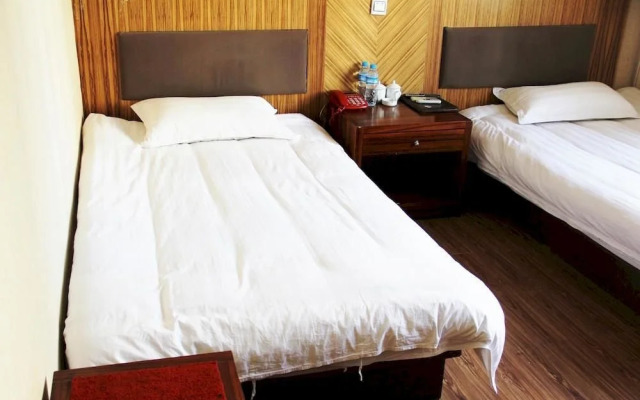 Yimin Business Hotel