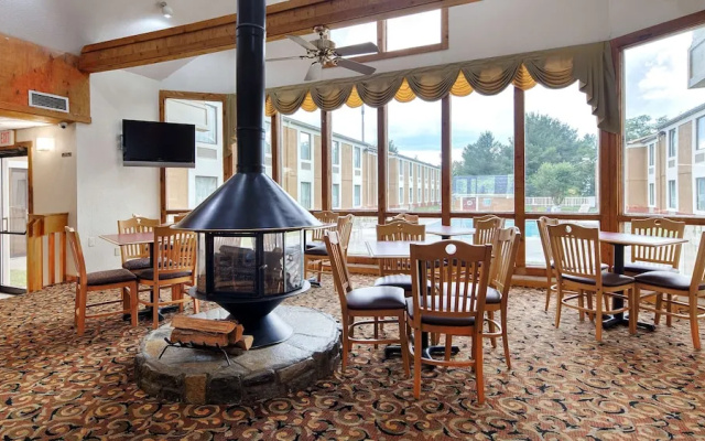 Deluxe Inn Wytheville