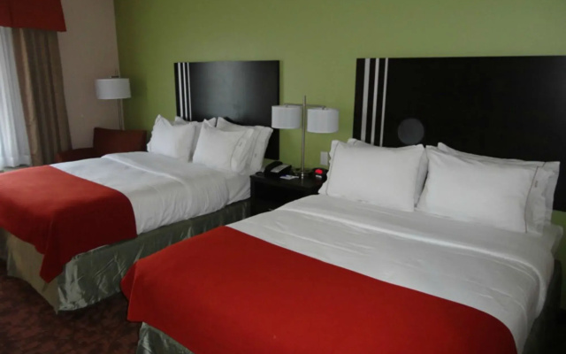 Holiday Inn Express Kenedy by IHG