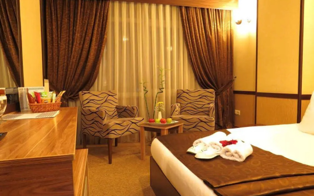 Verman Hotel