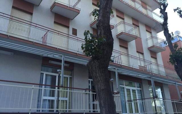 Hostel Bella Rimini вид на фасад