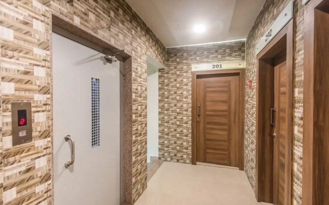 OYO 4125 Apartment Kamothe