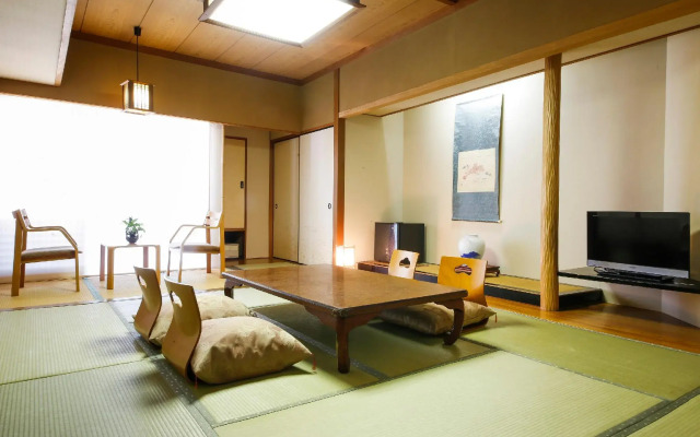 Ryokan Kuramoto