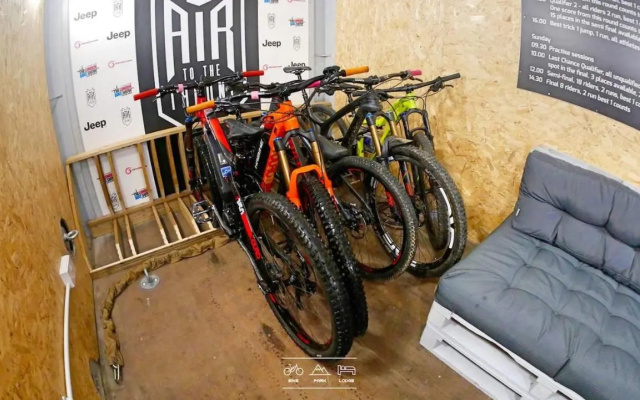 Bike Park Lodge #2