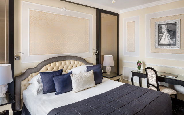 Отель Baglioni Regina 