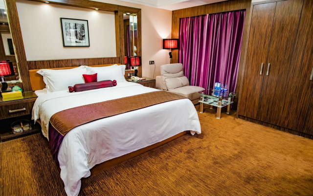 Nanyang King's Gate Hotel - Free Shuttle Service to Canton Fair