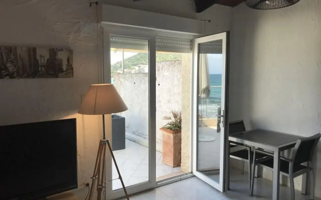 PACHA 1 - WATERFRONT - TARCO Apartment 1
