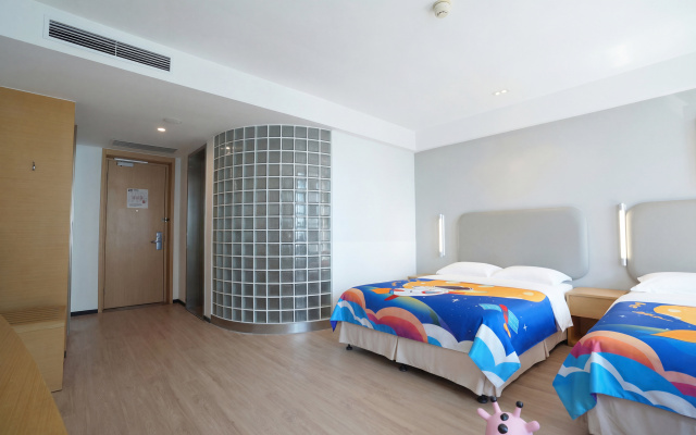 Holiday Inn Express Qingdao West Coast by IHG