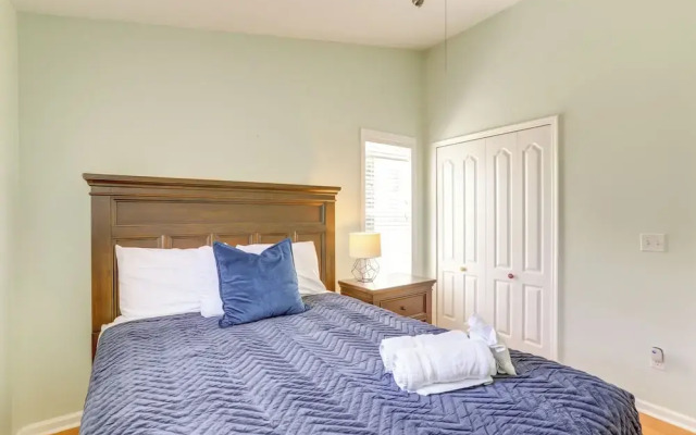 4 Mi to Beaches: Alluring Largo Hideaway!