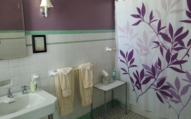 Morehead Manor B&B