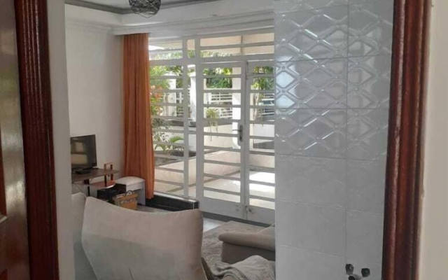 Lux suites Utawala Family House