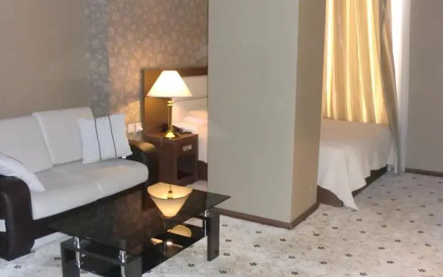 Hotel Empire