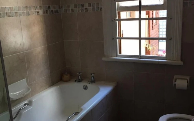 Karibu Guesthouse