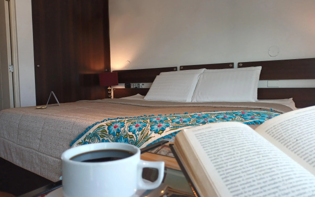 Hotel Vila Santa