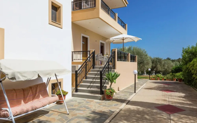 Spacious Apartment in Prines near Sea