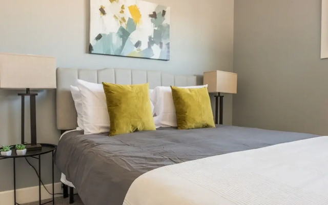 FRONTDESK NuLu Apts Louisville