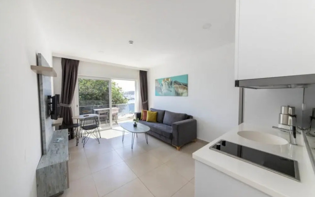 Seafront Flat With Breathtaking Sea View in Bodrum