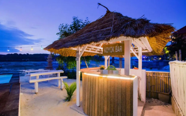 The Waterfront Beach House