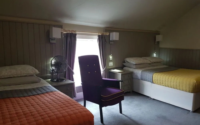 Bull Hotel