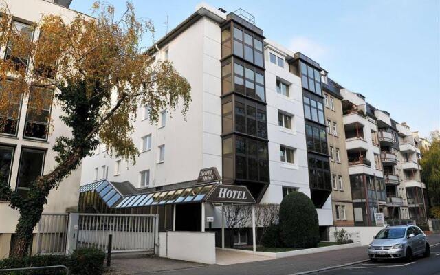 Hotel an der Messe вид на фасад