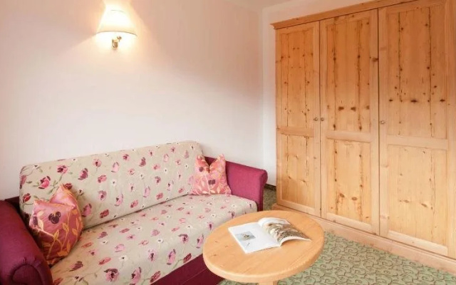 Отель Keyone Rooms Finkenberg