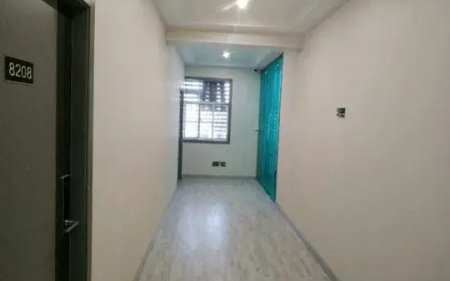 Yijia Hotel