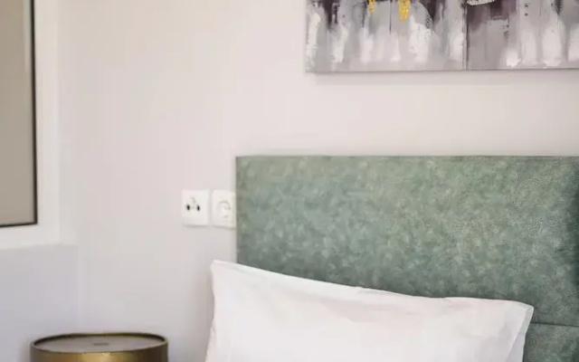 Zen City Apartment