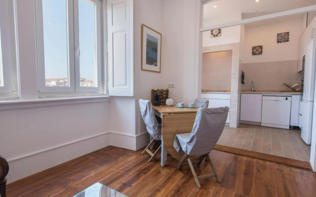 LovelyStay - Comfortable apartment with river views