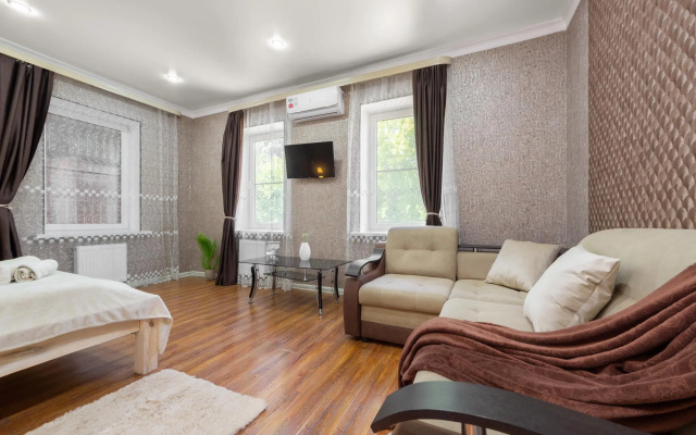Rooms Apartments (Румс Апартментс) на улице Акопянца