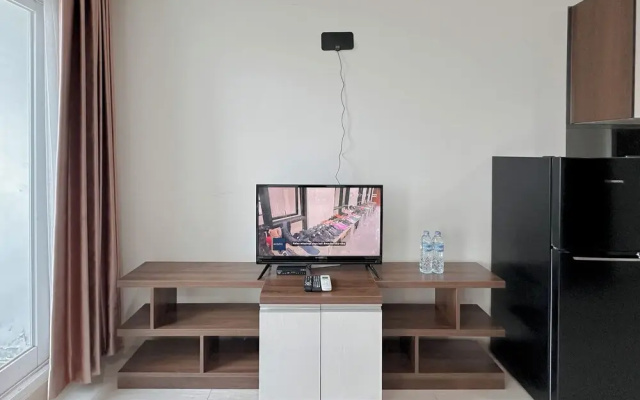 Tidy and Strategic Location Studio Grand Sungkono Lagoon Apartment