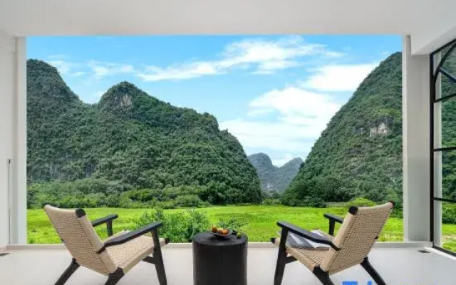 Laiwang Fashion Hotel (Wuzhou Wangcheng square)