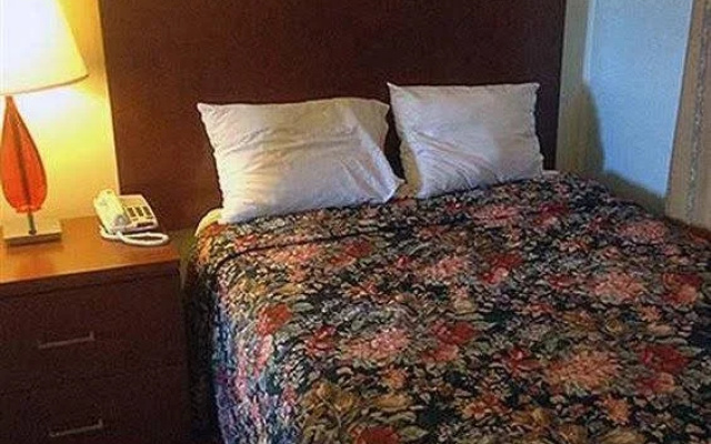 Colt Motel
